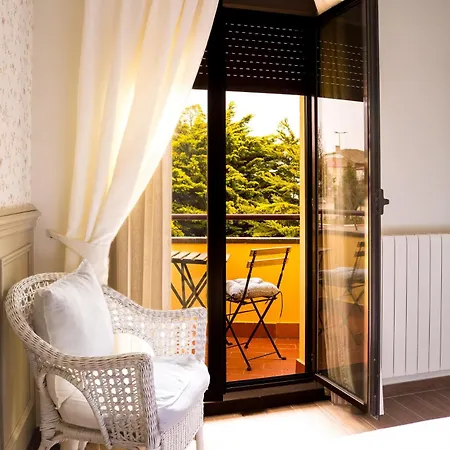 El Porton De La Huebra Vecinos