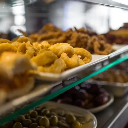 El Porton De La Huebra 2*